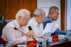 8_Hoi-dong-TS.-Pham-Van-Tan-neu-y-kien-danh-gia-De-tai