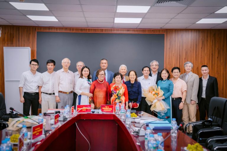 Hội đồng chấm điểm “Xuất sắc” cho Đề tài khoa học:  “Nghiên cứu tác động năng lượng vũ trụ nâng cao sức khỏe, phòng chống bệnh tật”